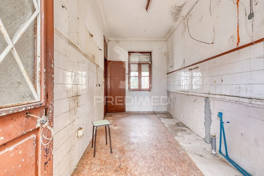 Moradia T5 para Venda em Santa Marinha e São Pedro da Afurada Foto 7