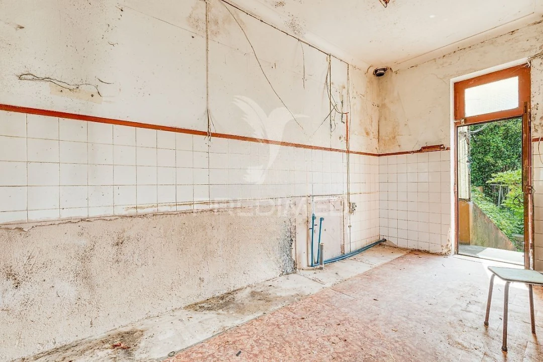 Moradia T5 para Venda em Santa Marinha e São Pedro da Afurada Foto 6