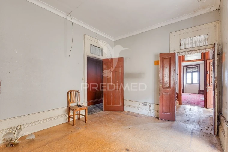 Moradia T5 para Venda em Santa Marinha e São Pedro da Afurada Foto 9