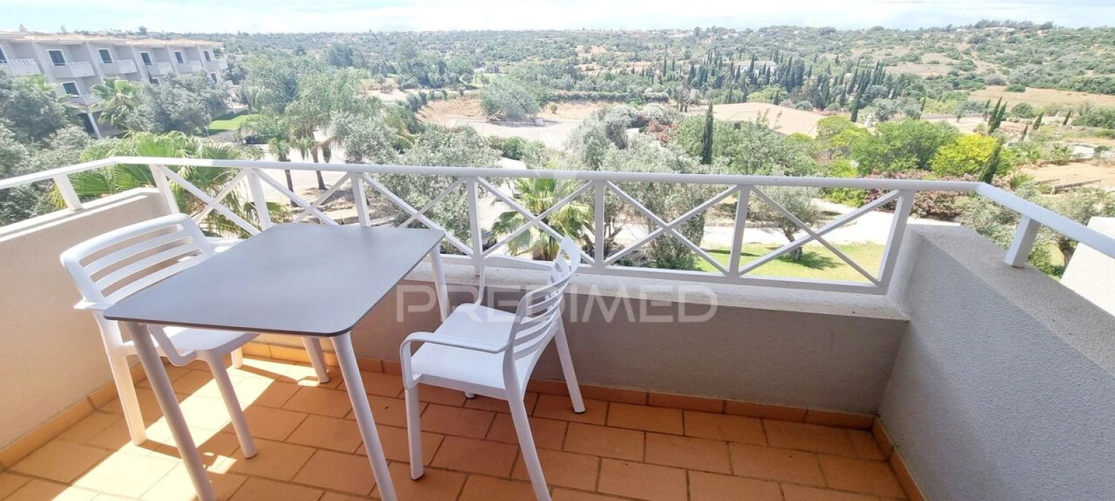 Apartamento T0 para Venda em Estômbar e Parchal Foto 22