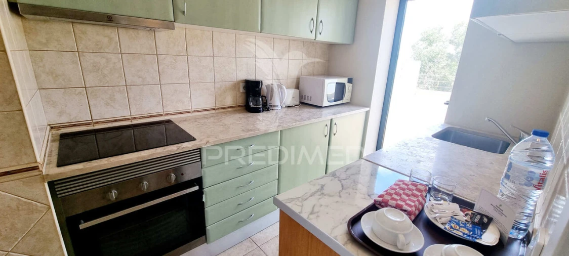 Apartamento T0 para Venda em Estômbar e Parchal Foto 17