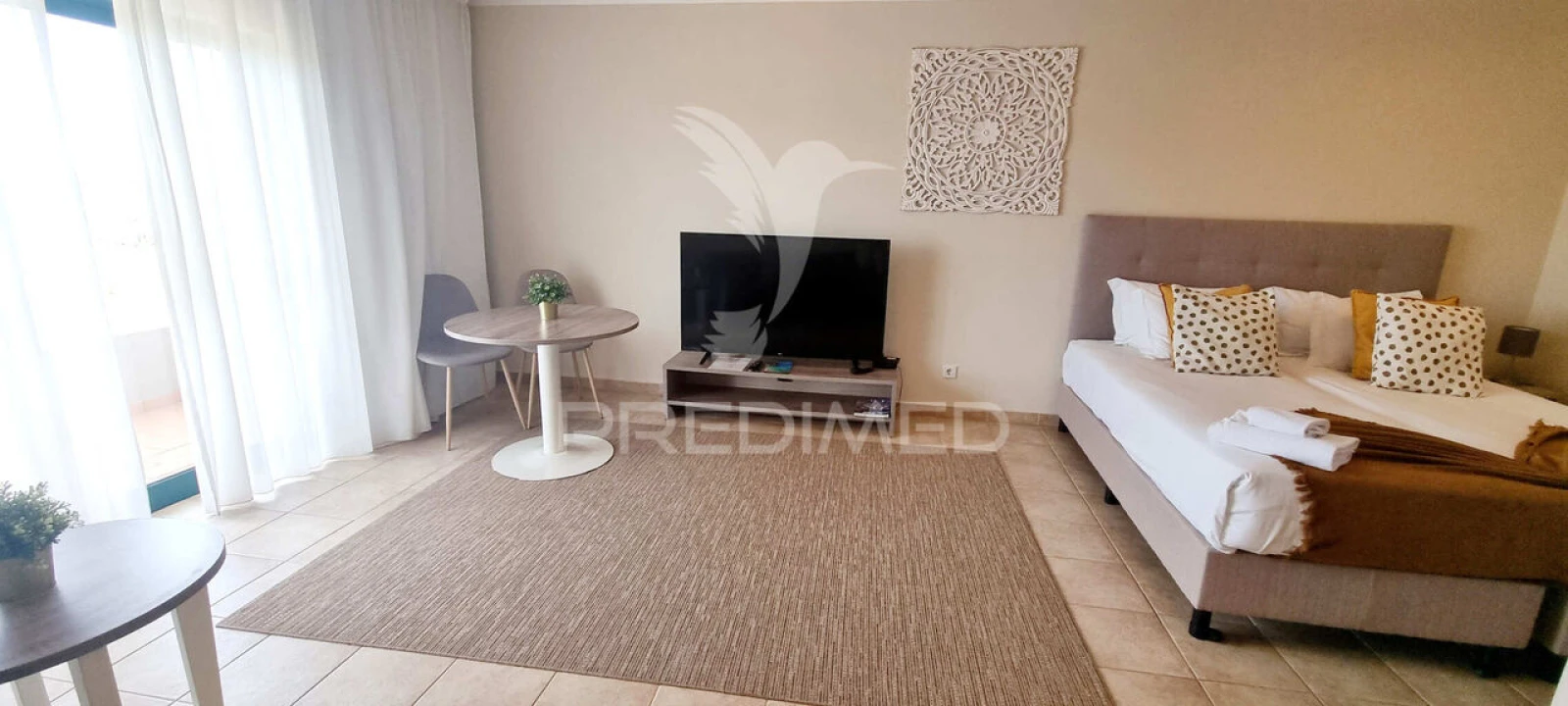 Apartamento T0 para Venda em Estômbar e Parchal Foto 5