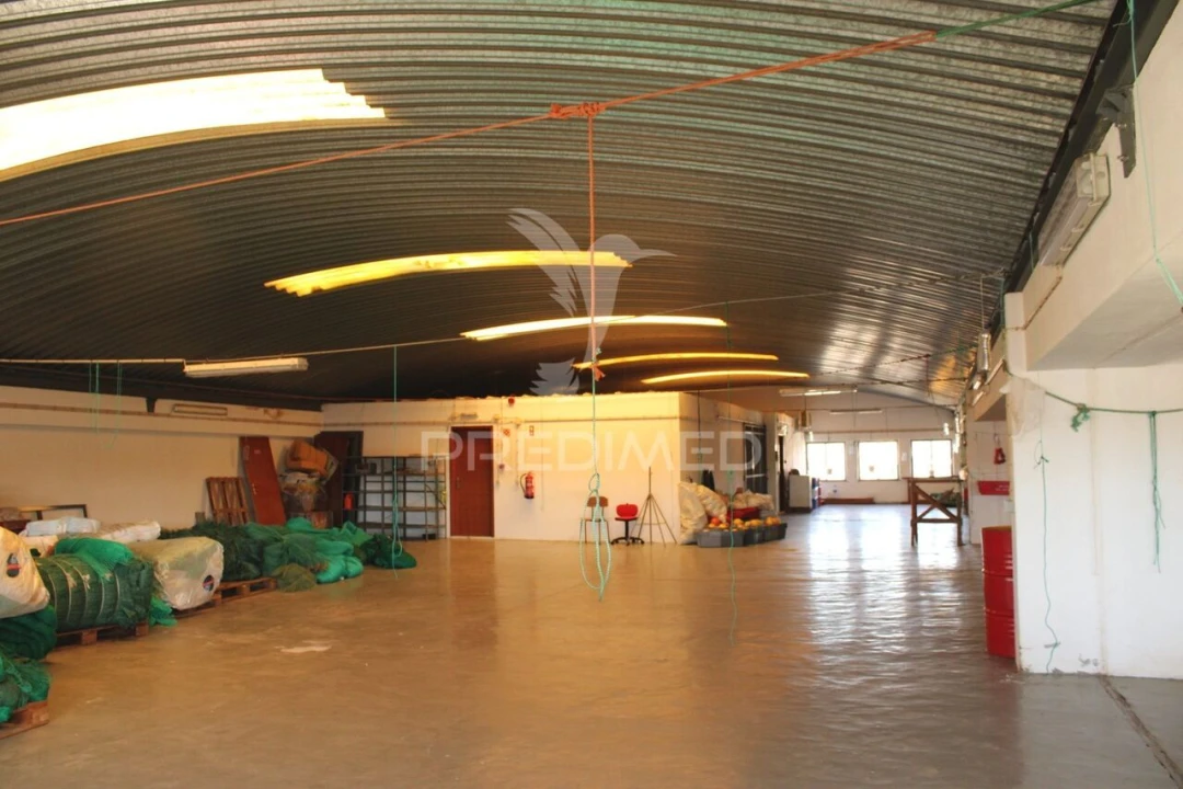 Armazém para Venda em Estômbar e Parchal Foto 35