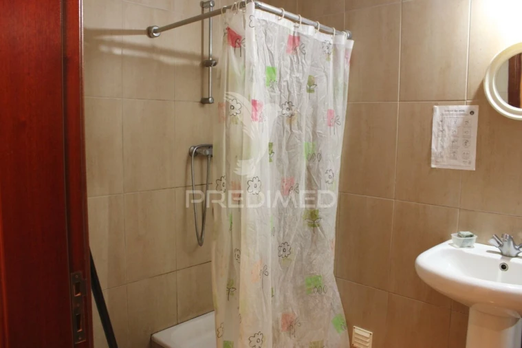 Armazém para Venda em Estômbar e Parchal Foto 23