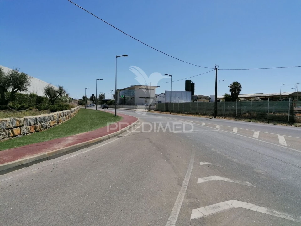 Loja para Venda em Estômbar e Parchal Foto 11