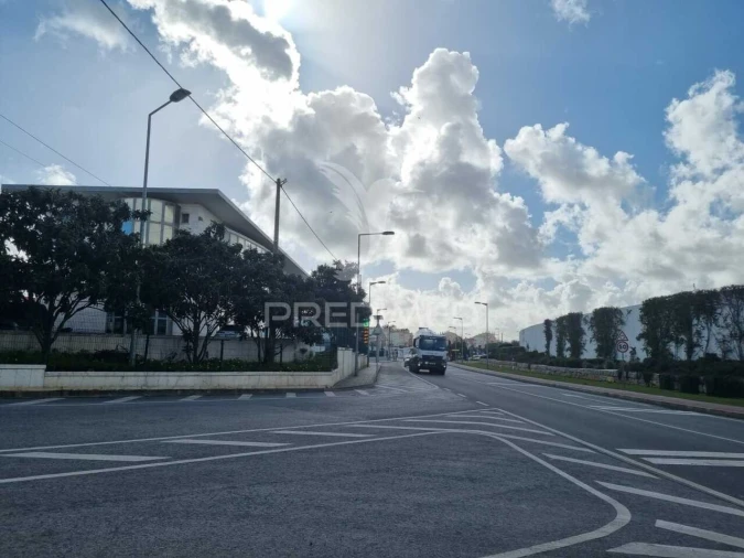 Loja para Venda em Estômbar e Parchal Foto 25