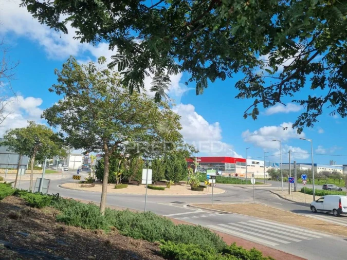 Loja para Venda em Estômbar e Parchal Foto 22