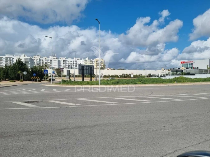 Loja para Venda em Estômbar e Parchal Foto 17