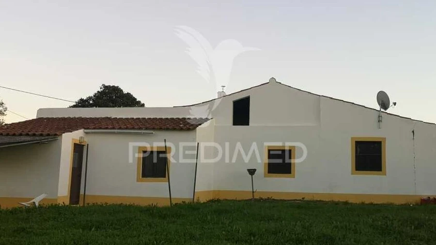 Moradia T5 para Venda em Santiago do Cacém, Santa Cruz e São Bartolomeu da Serra