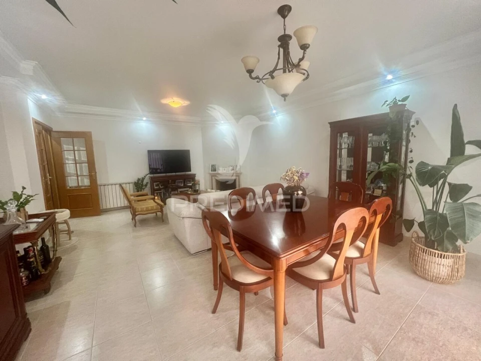 Apartamento T3 para Venda em Barreiro e Lavradio Foto 1