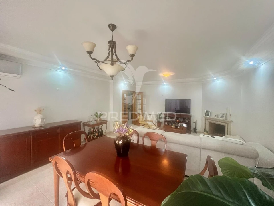 Apartamento T3 para Venda em Barreiro e Lavradio Foto 3