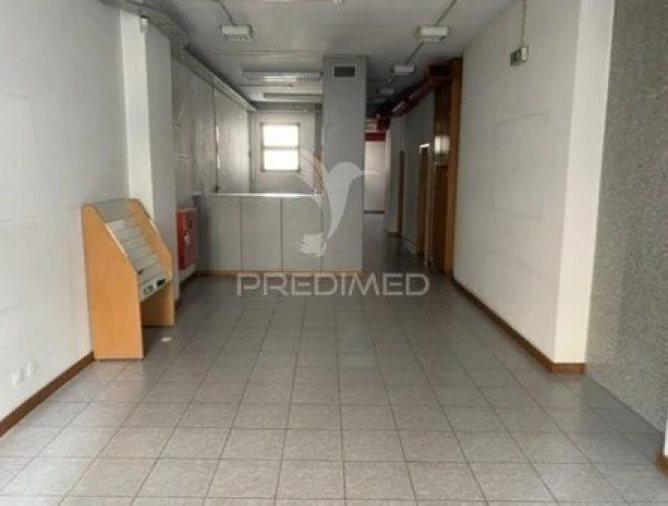 Loja para Venda em Cedofeita, Santo Ildefonso, Sé, Miragaia, São Nicolau e Vitória Foto 3