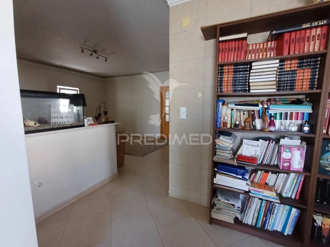 Moradia T5 para Venda em Laranjeiro e Feijó Foto 18