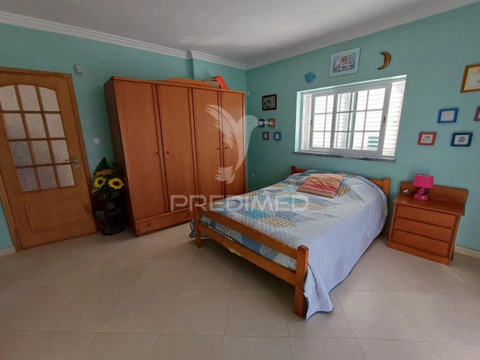 Moradia T5 para Venda em Laranjeiro e Feijó Foto 23