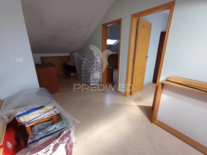 Moradia T5 para Venda em Laranjeiro e Feijó Foto 27