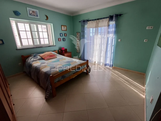 Moradia T5 para Venda em Laranjeiro e Feijó Foto 24