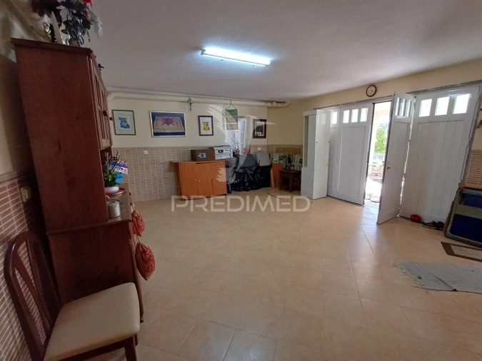 Moradia T5 para Venda em Laranjeiro e Feijó Foto 36