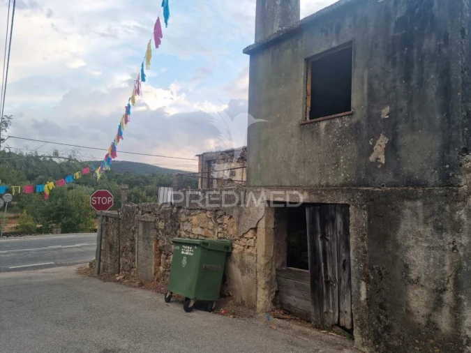 Moradia T3 para Venda em Condeixa-A-Velha e Condeixa-A-Nova Foto 2