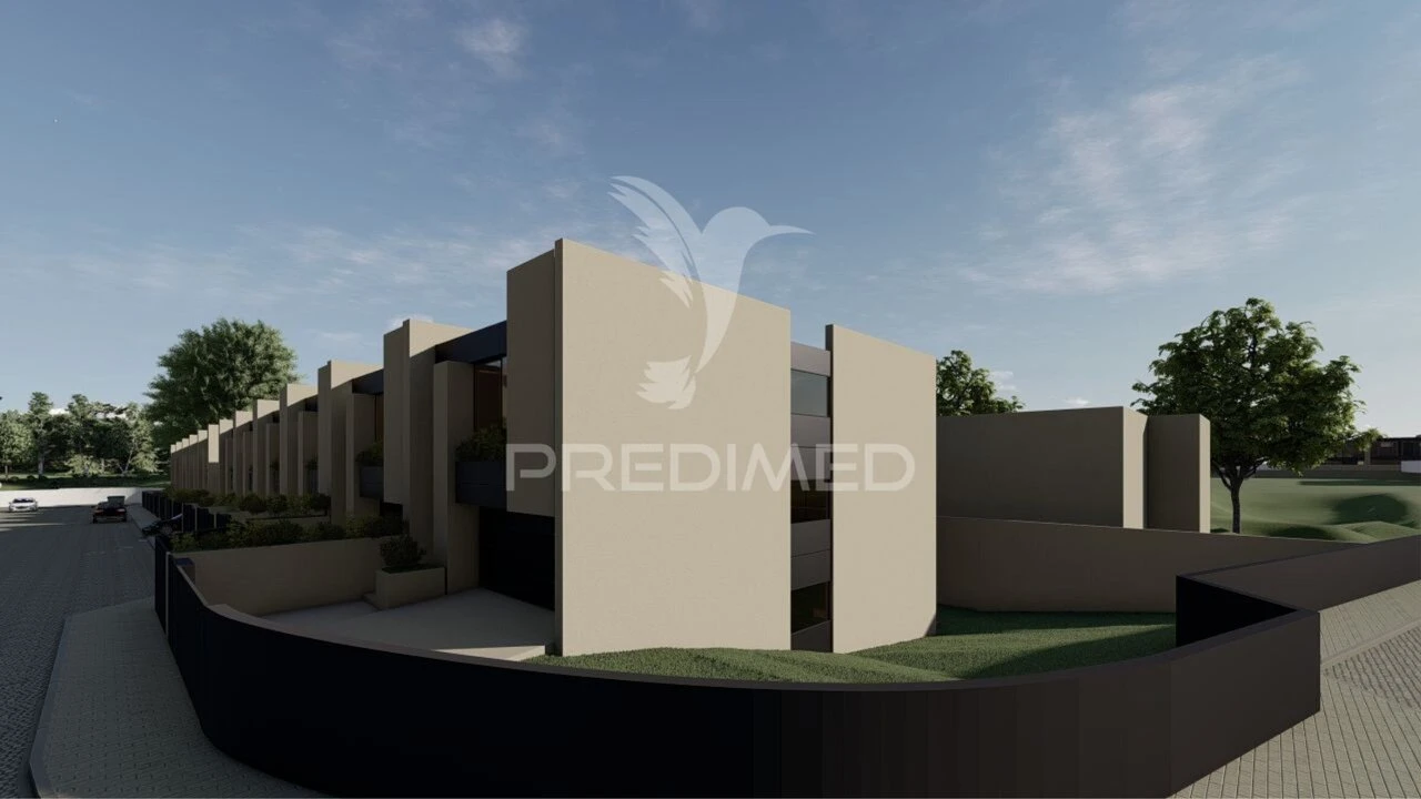 Moradia T3 para Venda em Fânzeres e São Pedro da Cova Foto 18