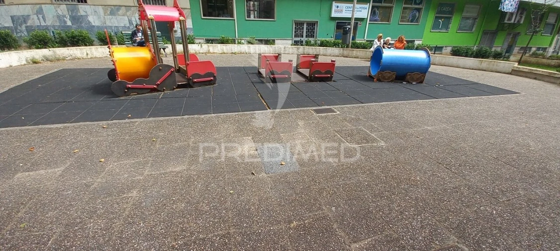 Apartamento T3 para Venda em Agualva e Mira-Sintra Foto 19