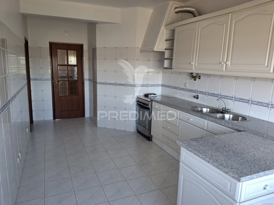 Apartamento T3 para Venda em Abrantes (São Vicente e São João) e Alferrarede Foto 7