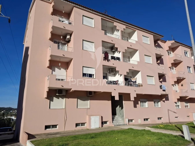 Apartamento T3 para Venda em Abrantes (São Vicente e São João) e Alferrarede Foto 1