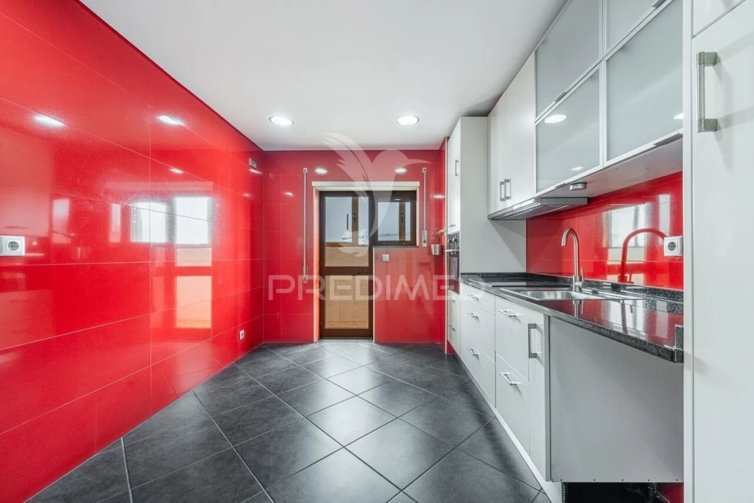 Apartamento T3 para Venda em São Mamede de Infesta e Senhora da Hora Foto 2