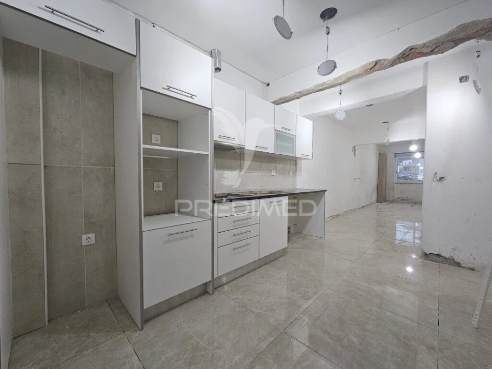 Apartamento T2 para Venda em Almada, Cova da Piedade, Pragal e Cacilhas Foto 1