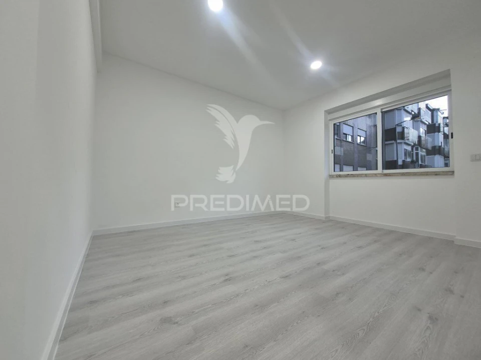 Apartamento T2 para Venda em Almada, Cova da Piedade, Pragal e Cacilhas Foto 5