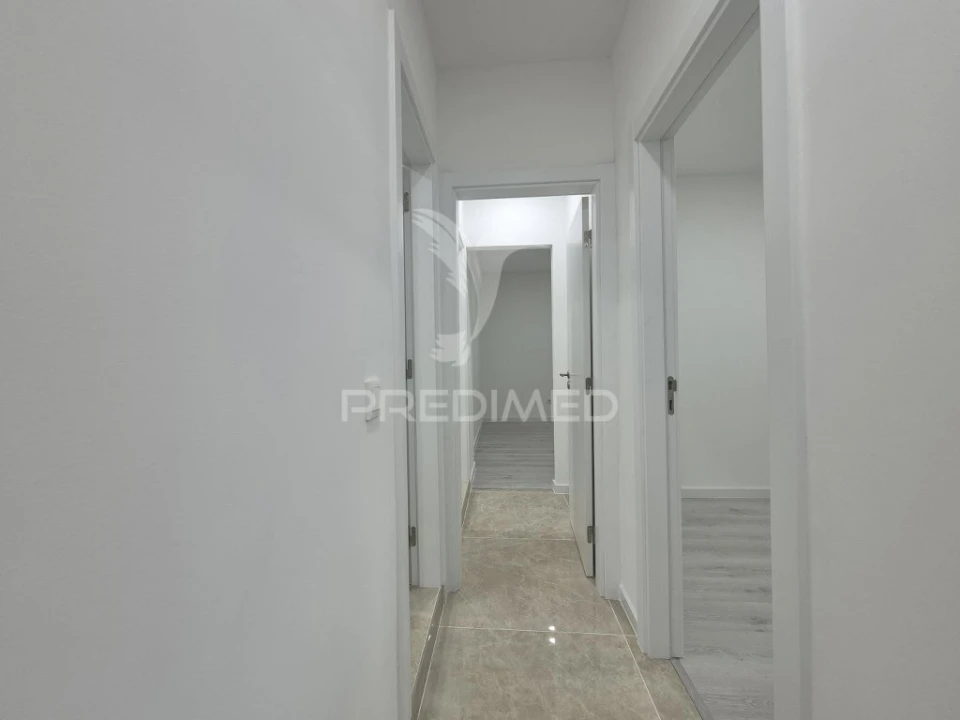 Apartamento T2 para Venda em Almada, Cova da Piedade, Pragal e Cacilhas Foto 9