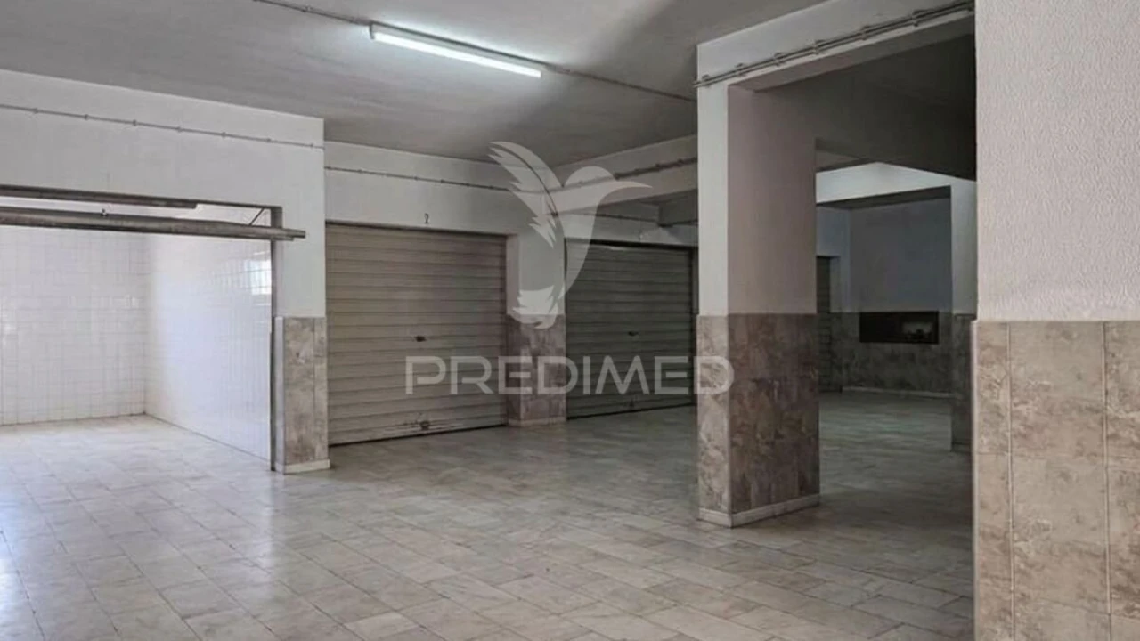 Garagem para Venda em Baixa da Banheira e Vale da Amoreira Foto 15