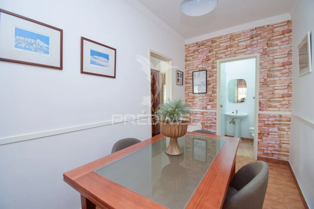 Apartamento T3 para Venda em Carcavelos e Parede Foto 25