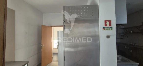 Loja para Venda em Real, Dume e Semelhe