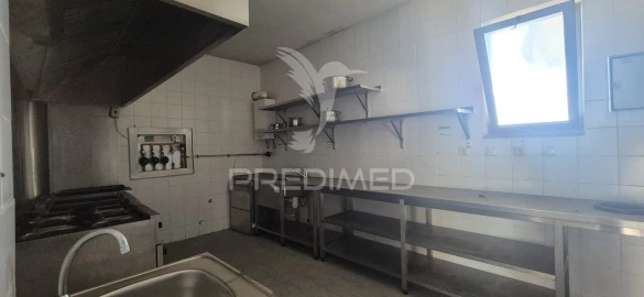 Loja para Venda em Real, Dume e Semelhe