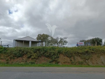 Quinta T4 para Venda em Serpa (Salvador e Santa Maria)