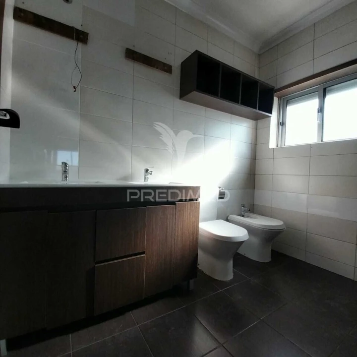Apartamento T2 para Venda em Queluz e Belas Foto 18