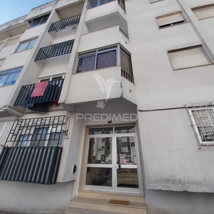 Apartamento T2 para Venda em Queluz e Belas Foto 21