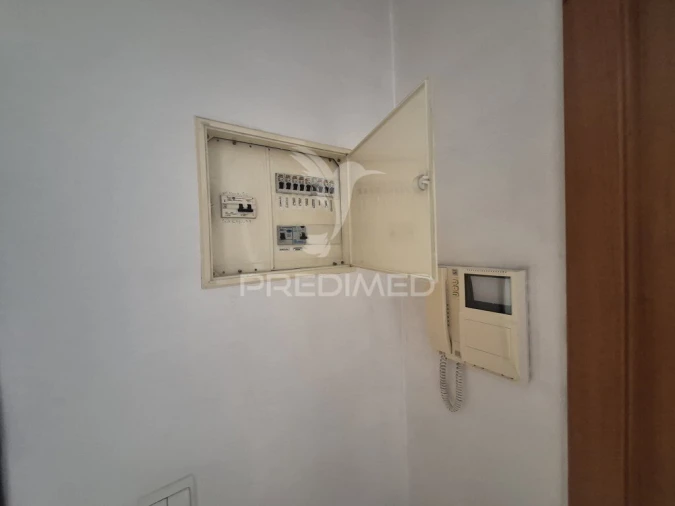 Apartamento T2 para Venda em Laranjeiro e Feijó Foto 18