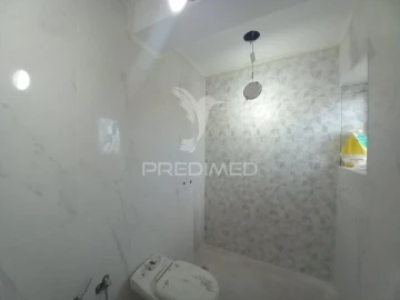 Apartamento T4 para Venda em Laranjeiro e Feijó