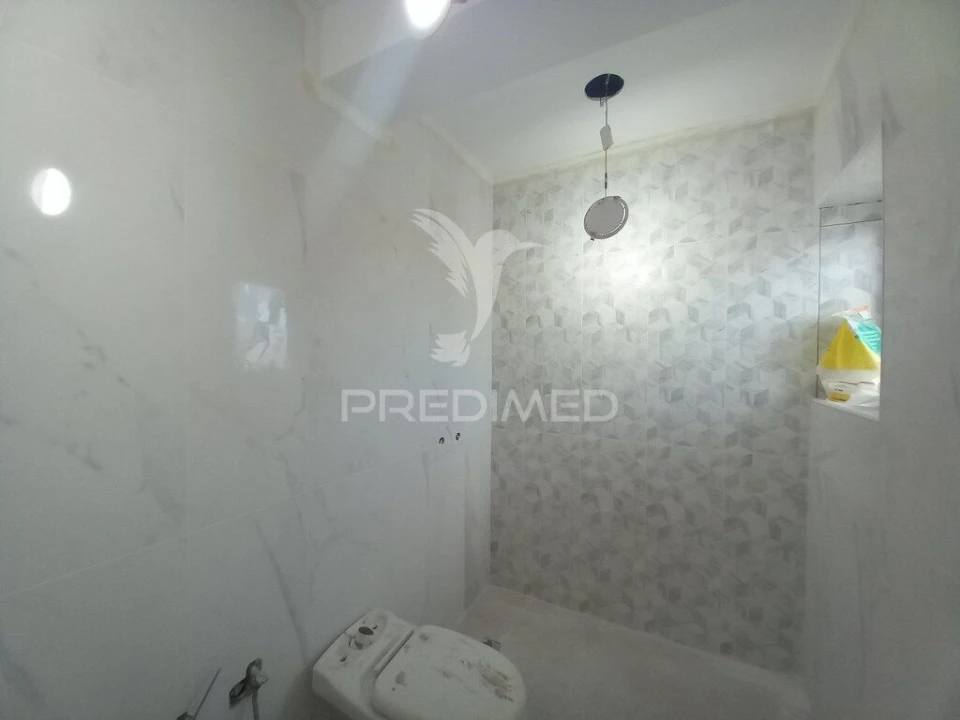 Apartamento T4 para Venda em Laranjeiro e Feijó Foto 29