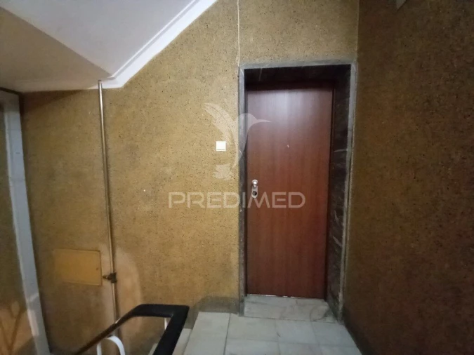 Apartamento T4 para Venda em Laranjeiro e Feijó Foto 36