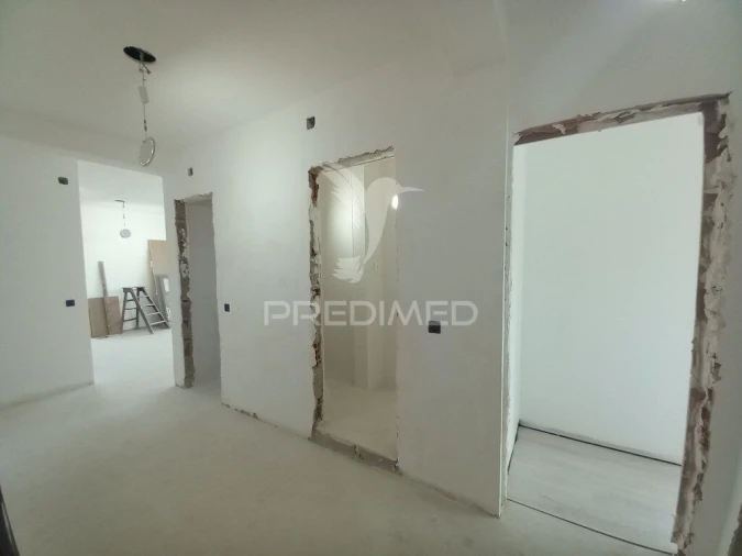 Apartamento T4 para Venda em Laranjeiro e Feijó Foto 32
