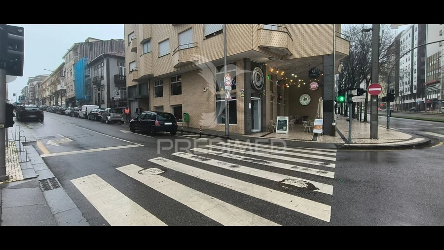 Garagem para Venda em Santa Marinha e São Pedro da Afurada