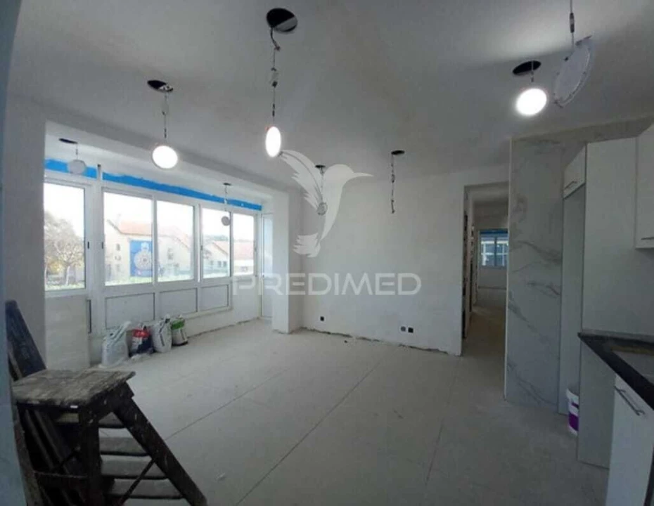 Apartamento T4 para Venda em Laranjeiro e Feijó Foto 6