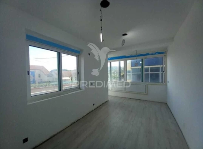 Apartamento T4 para Venda em Laranjeiro e Feijó Foto 7