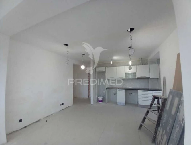 Apartamento T4 para Venda em Laranjeiro e Feijó Foto 4