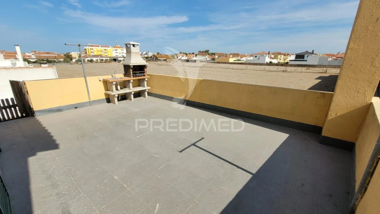 Moradia T4 para Venda em Salvaterra de Magos e Foros de Salvaterra Foto 32