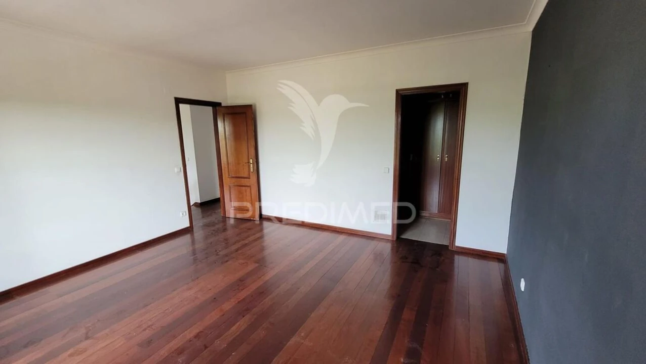 Moradia T4 para Venda em Salvaterra de Magos e Foros de Salvaterra Foto 22