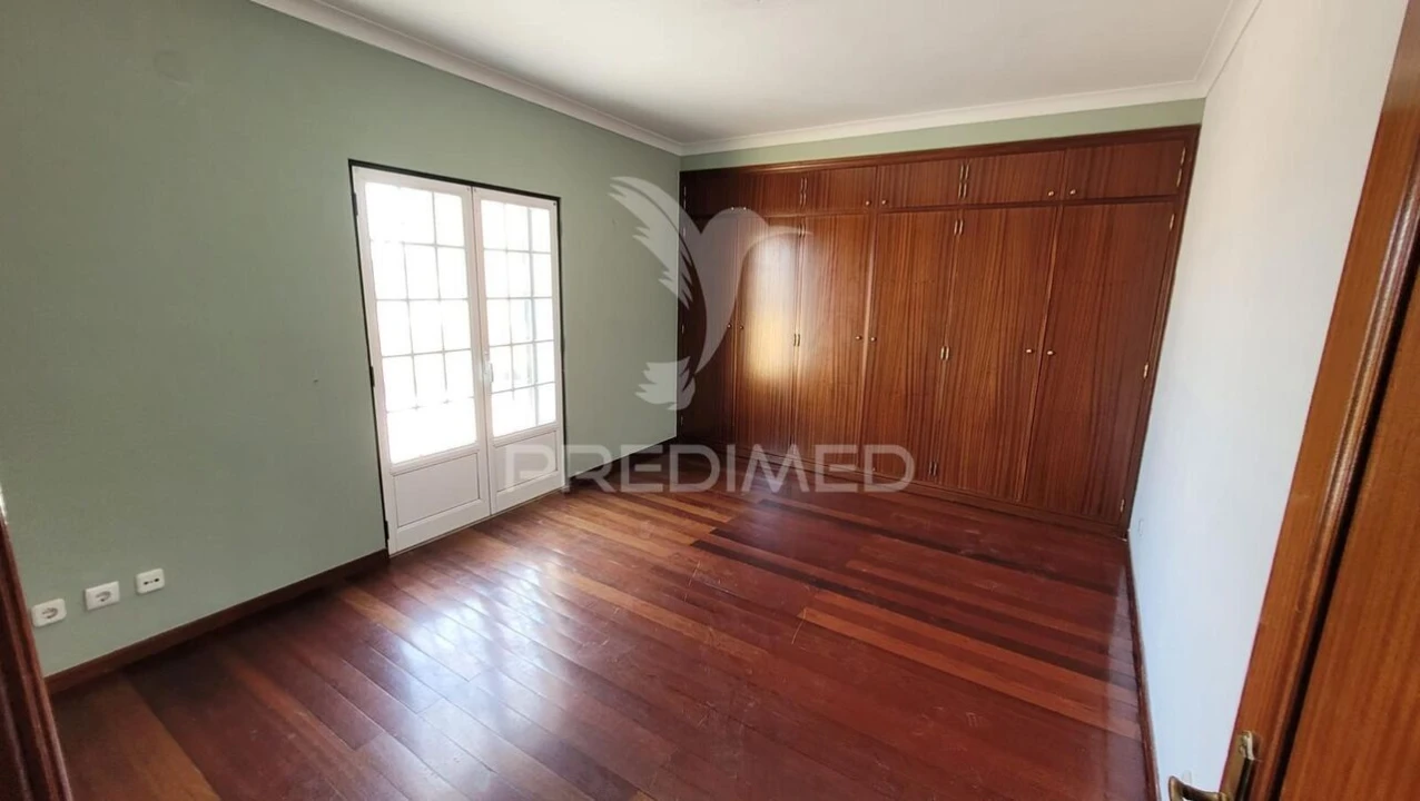 Moradia T4 para Venda em Salvaterra de Magos e Foros de Salvaterra Foto 30