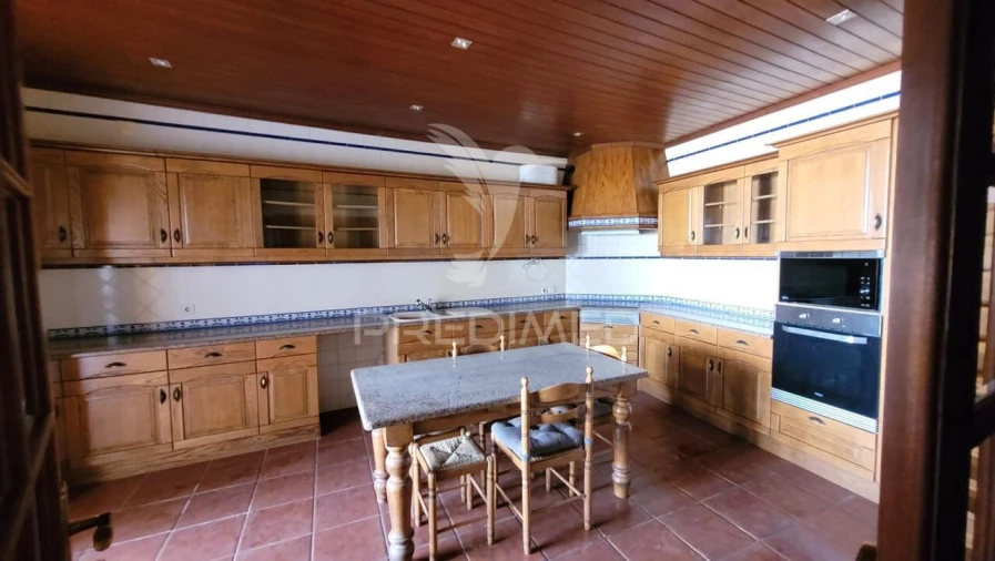 Moradia T4 para Venda em Salvaterra de Magos e Foros de Salvaterra Foto 14